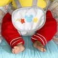 DISNEY BABY Húpatko vibrujúce Mickey Mouse Original Bestie™ 0m+ do 18 kg